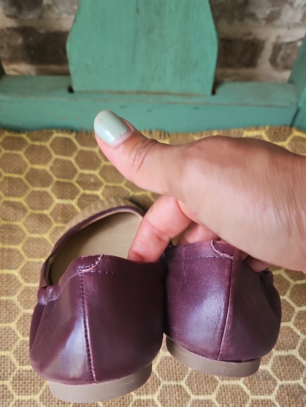 Cole Haan Two Tone Tan And Burgundy Leather Basket Weave Flats - Picture 3 of 5